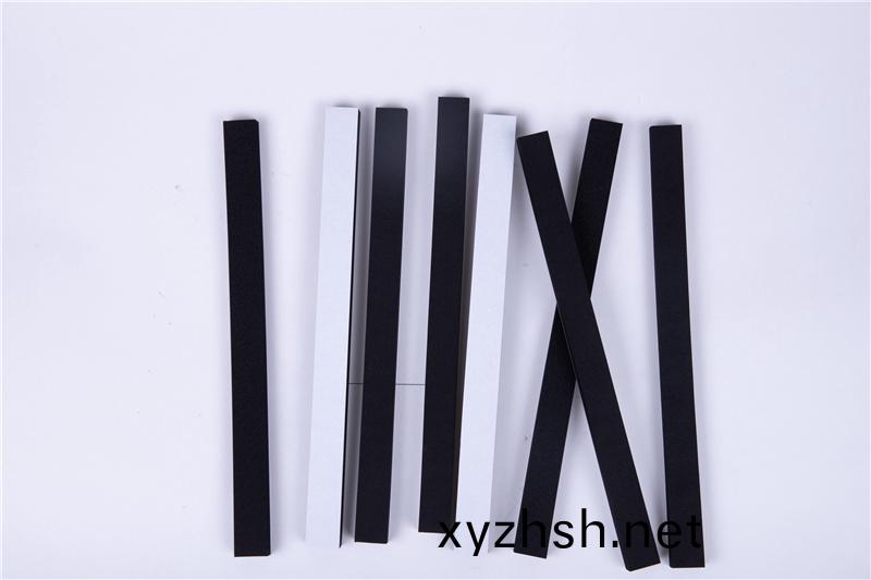 CR減(jian)震(zhen)保(bao)溫條(tiao)