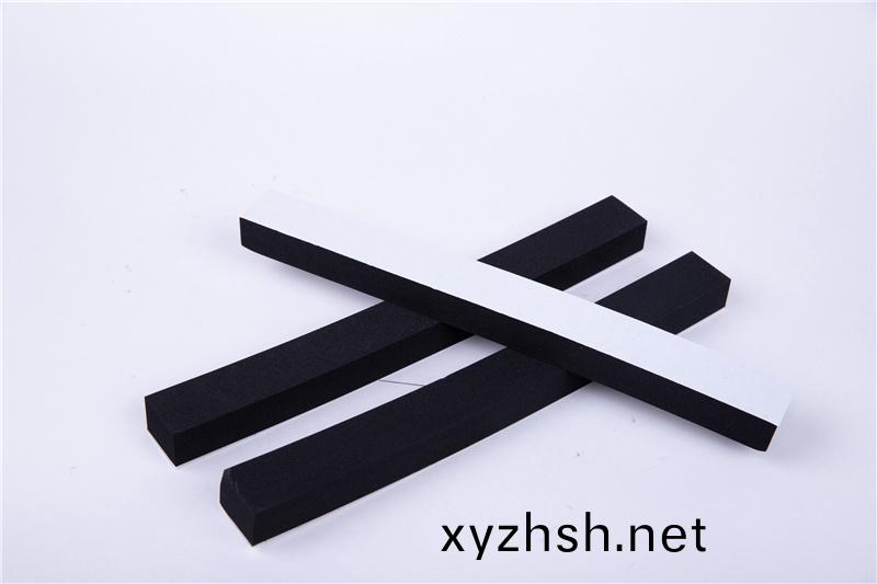 CR減(jian)震保溫(wen)條