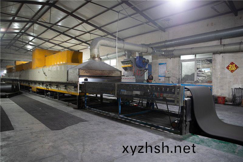 生(sheng)産設(she)備