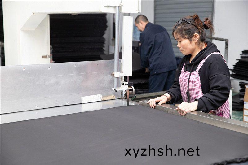 加工(gong)現(xian)場(chang)